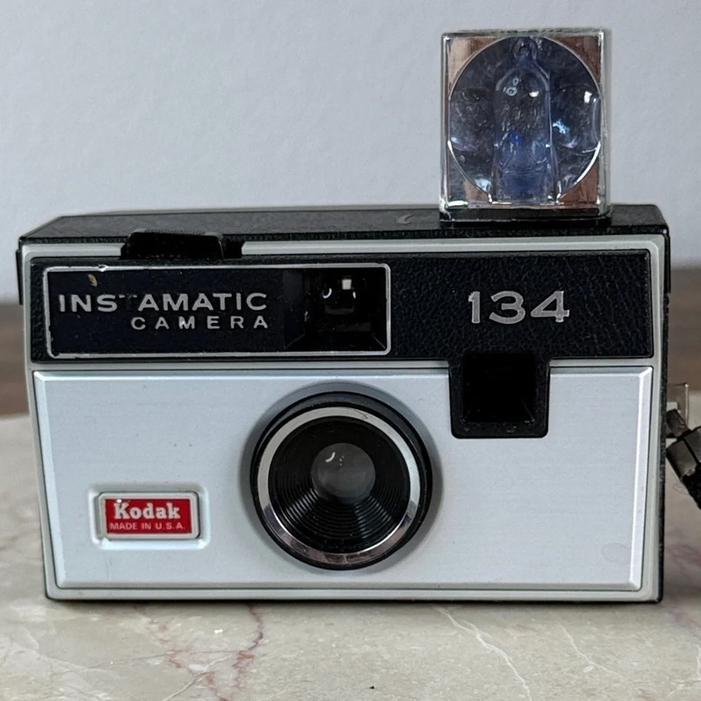 Vintage Real Kodak Instamatic 134 Camera - Black and Silver / Also Bag Charm